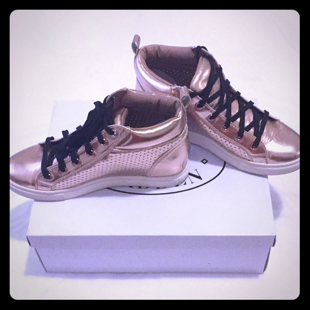 Steve Madden Rose Gold Hightop Sneakers